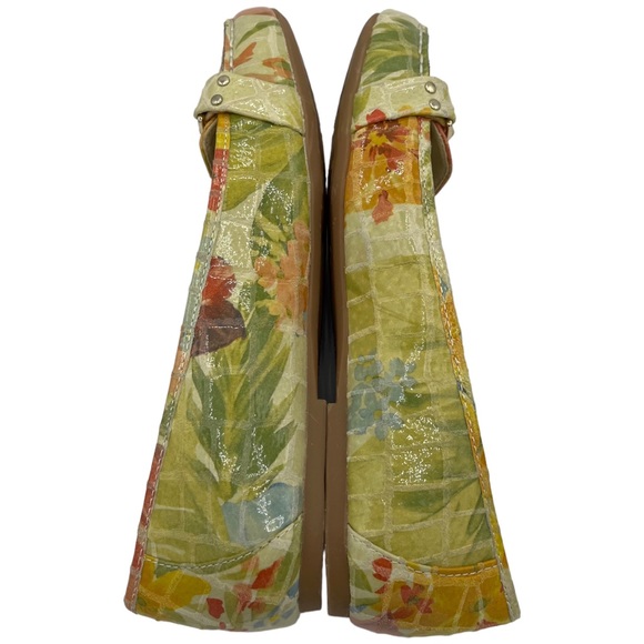 Anne Klein Miliah Leather Pastel Floral Loafers - Picture 7 of 11